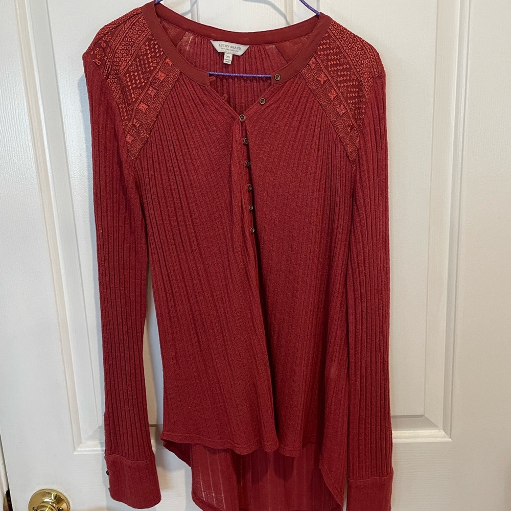 Lucky Brand Red Textured Button-Up Top Henley XS